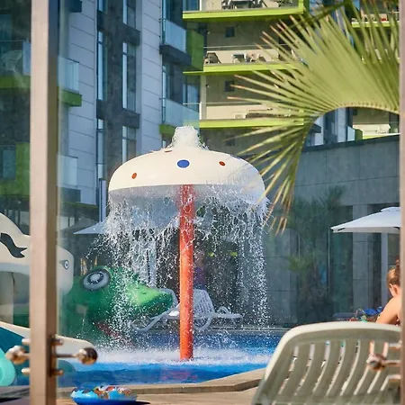 Apartment Vice Seafront 2 Bedroom N Pools Alezzi Beach Mamaia