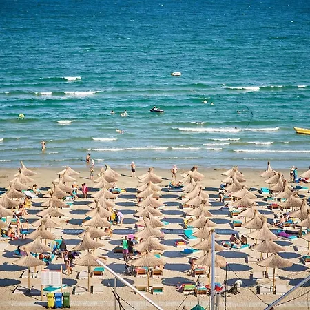 Vice Seafront 2 Bedroom N Pools Alezzi Beach Apartment