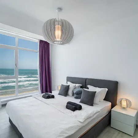Vice Seafront 2 Bedroom N Pools Alezzi Beach Apartment *