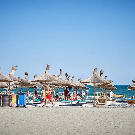 Vice Seafront 2 Bedroom N Pools Alezzi Beach Apartmán Mamaia