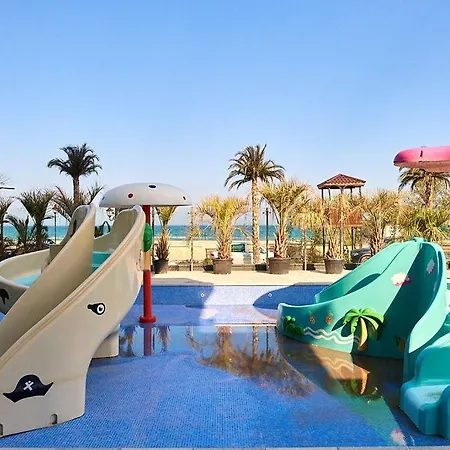 Vice Seafront 2 Bedroom N Pools Alezzi Beach Mamaia